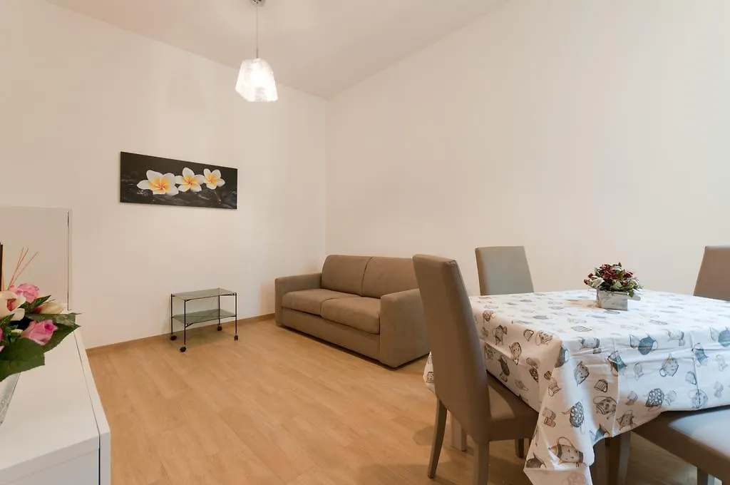 Apartment Stadium Garden Florence Italy